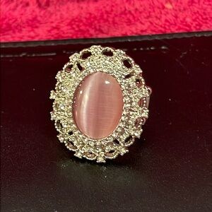 🏝️. 3 for $5💗 New Paparazzi Ring ~ BAROQUE The Spell - Pink